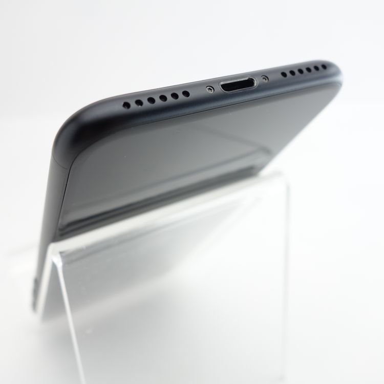 ��SIM�ե꡼��iPhoneSE2 64GB �֥�å� ����90�� �������¡�