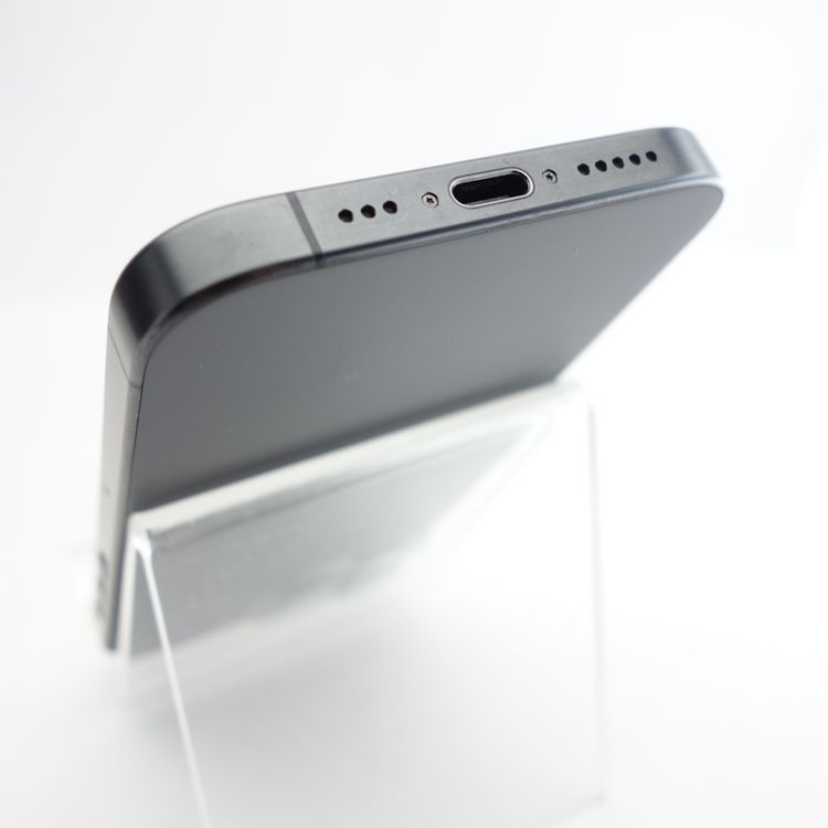 ��SIM�ե꡼��iPhone15Pro 128GB �֥�å������˥��� ����88�� �������¡�