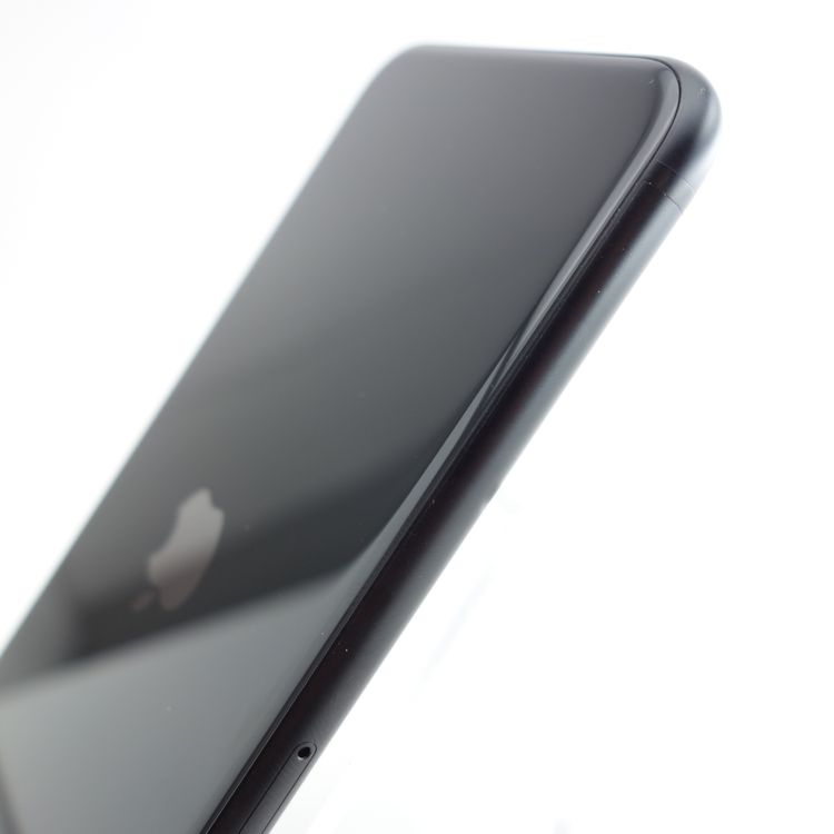 ��SIM�ե꡼��iPhoneSE2 64GB �֥�å� ����100�� �������¡�