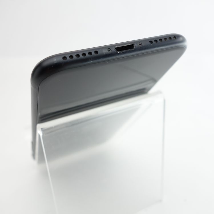 ��SIM�ե꡼��iPhoneSE2 64GB �֥�å� ����93�� �������¡�