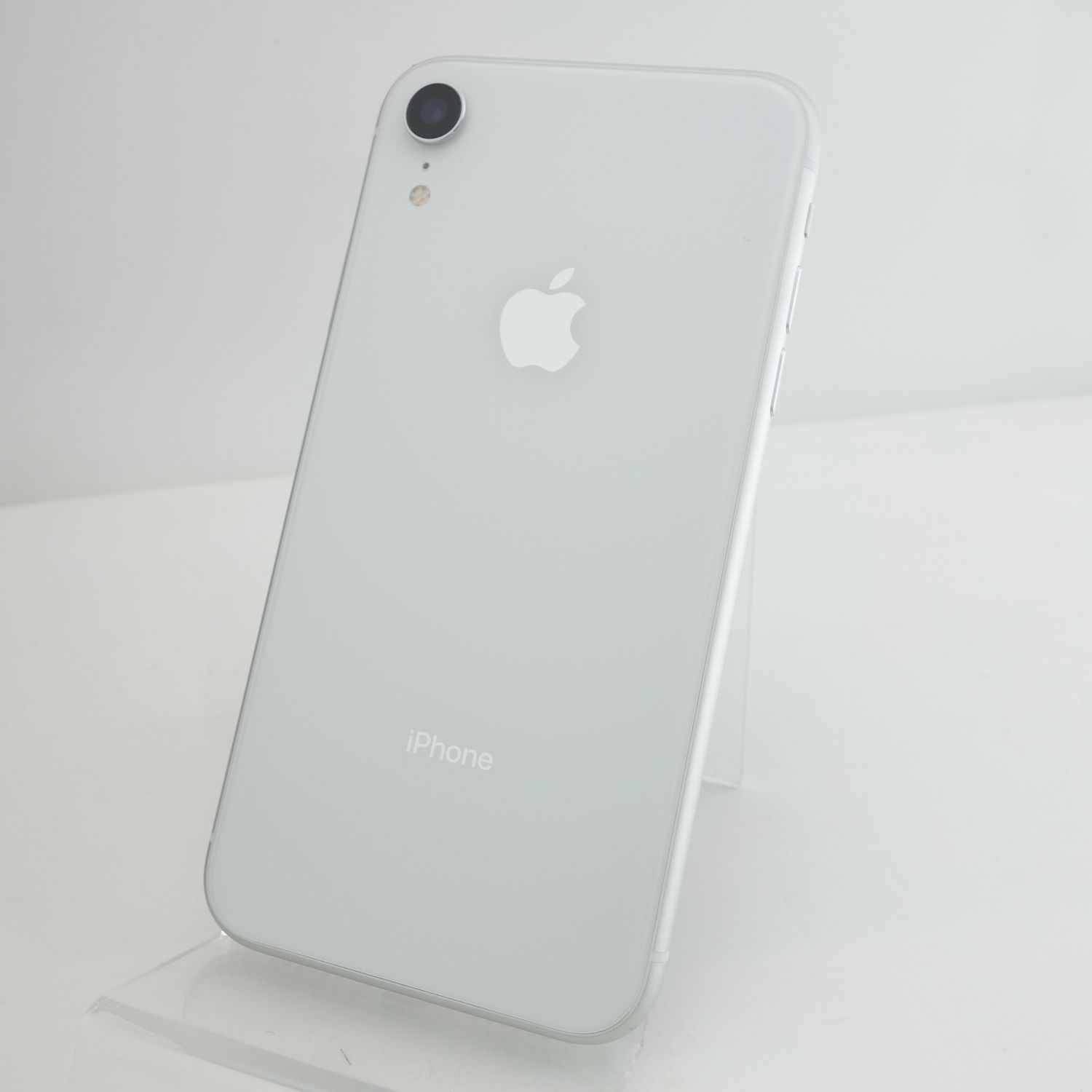 iPhone XR 64GB docomo 白 後日SIMフリー可 ほぼ新品（ムスビー｜【SIM  