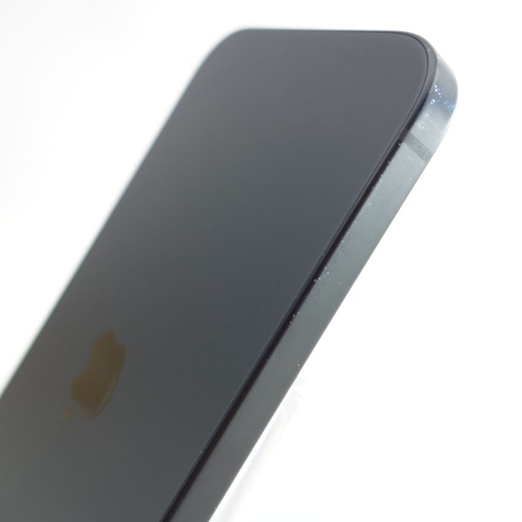 ��SIM�ե꡼��iPhone15 128GB �֥�å� ����84% Apple���ȥ���