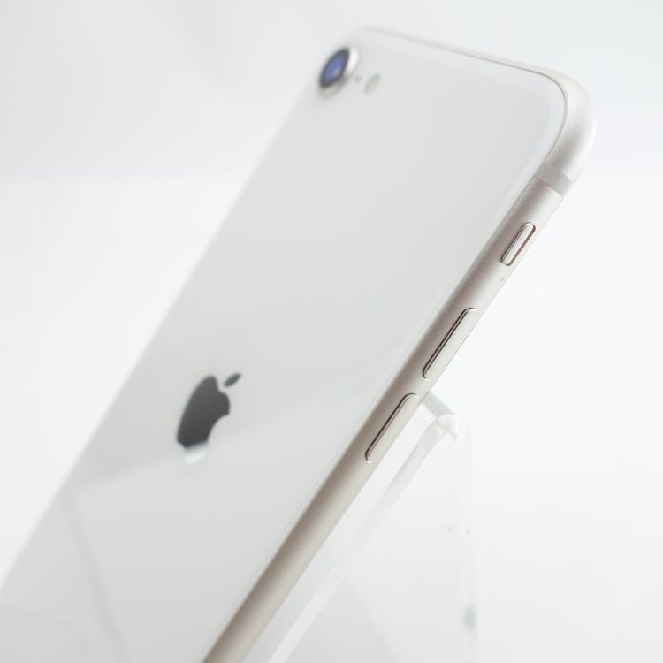 ��SIM�ե꡼��iPhoneSE3 64GB �������饤�� ����95�� �������¡�