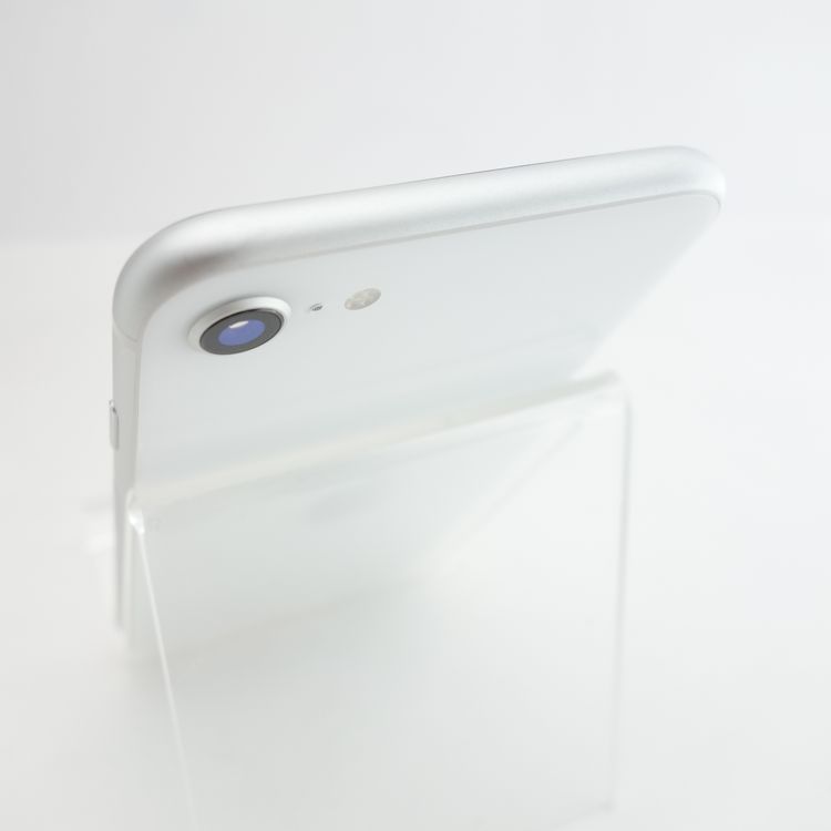 ��SIM�ե꡼��iPhoneSE2 64GB �ۥ磻�� ����87�� �������¡�