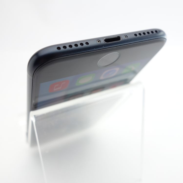 ��SIM�ե꡼��iPhoneSE3 64GB �ߥåɥʥ��� ����97�� �������¡�