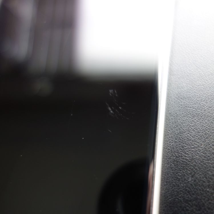 ��SIM�ե꡼��iPhoneSE3 64GB �������饤�� ����90�� �������¡�