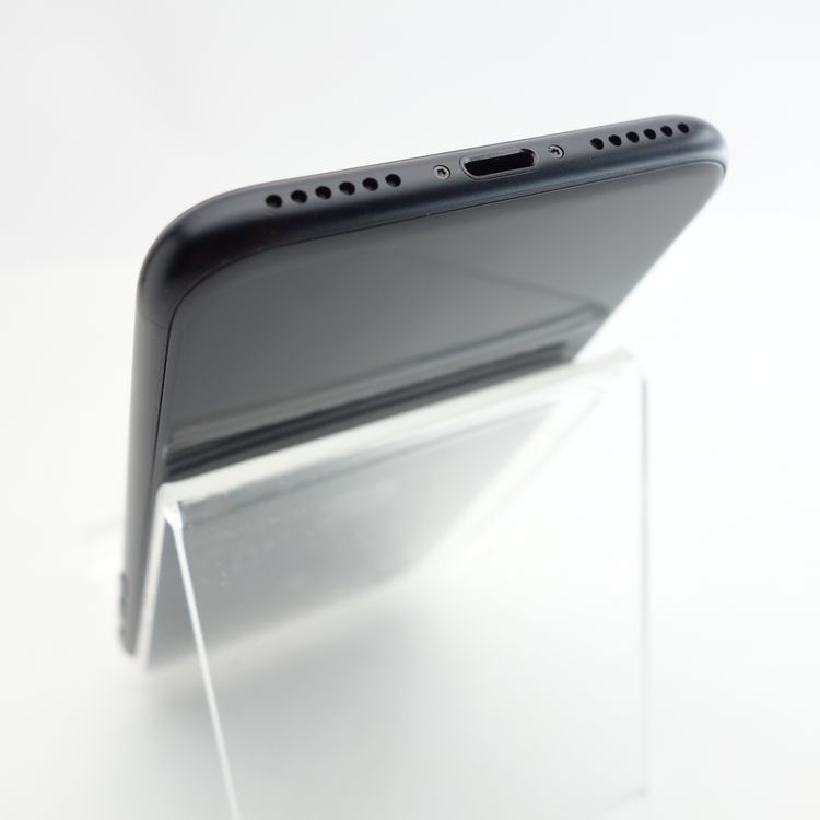 ��SIM�ե꡼��iPhoneSE2 64GB �֥�å� ����90�� Apple���ȥ���