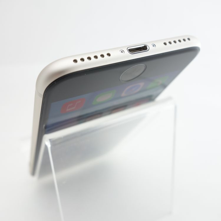 ��SIM�ե꡼��iPhoneSE3 64GB �������饤�� ����92�� �������¡�