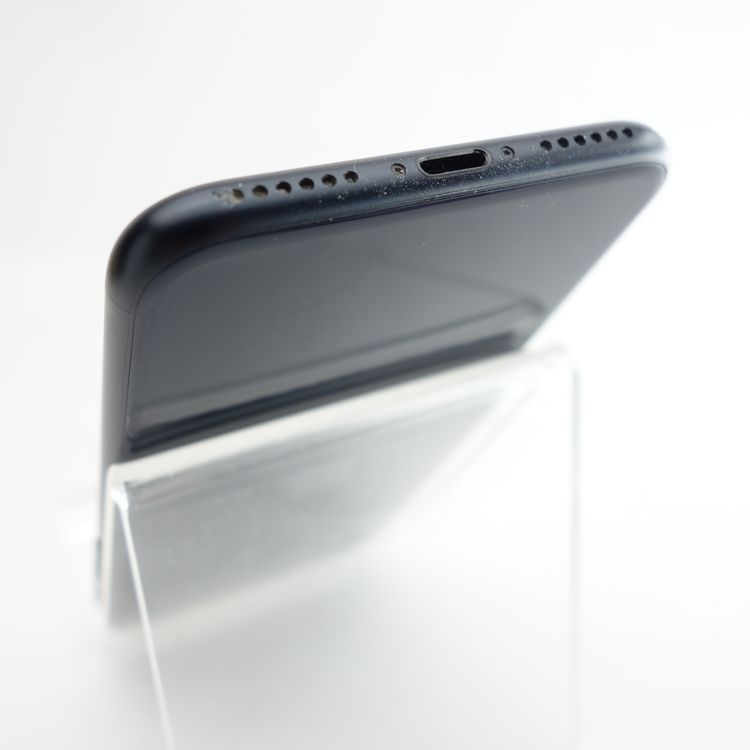 ��SIM�ե꡼��iPhoneSE3 128GB �ߥåɥʥ��� ����83�� �������¡�