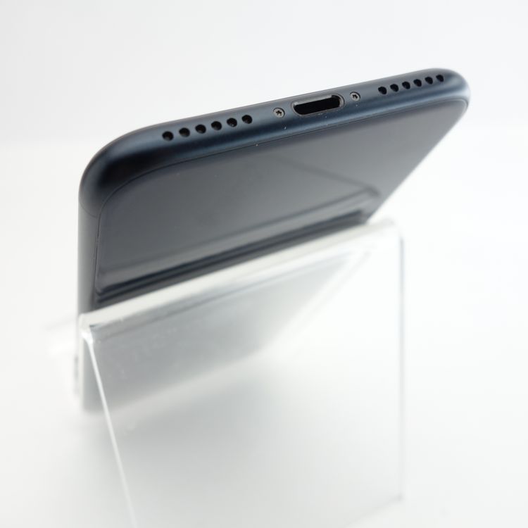 ��SIM�ե꡼��iPhoneSE3 64GB �ߥåɥʥ��� ����91�� �������¡�
