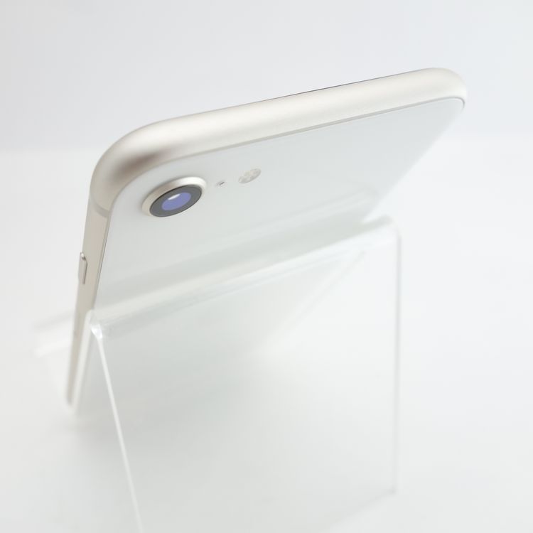 ��SIM�ե꡼��iPhoneSE3 64GB �������饤�� ����90�� �������¡�