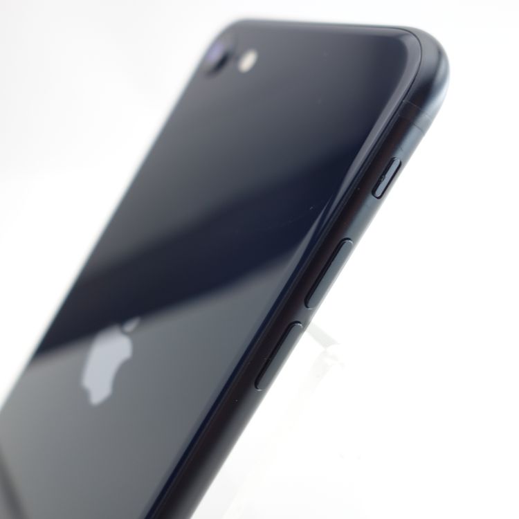 ��SIM�ե꡼��iPhoneSE3 64GB �ߥåɥʥ��� ����83�� �������¡�