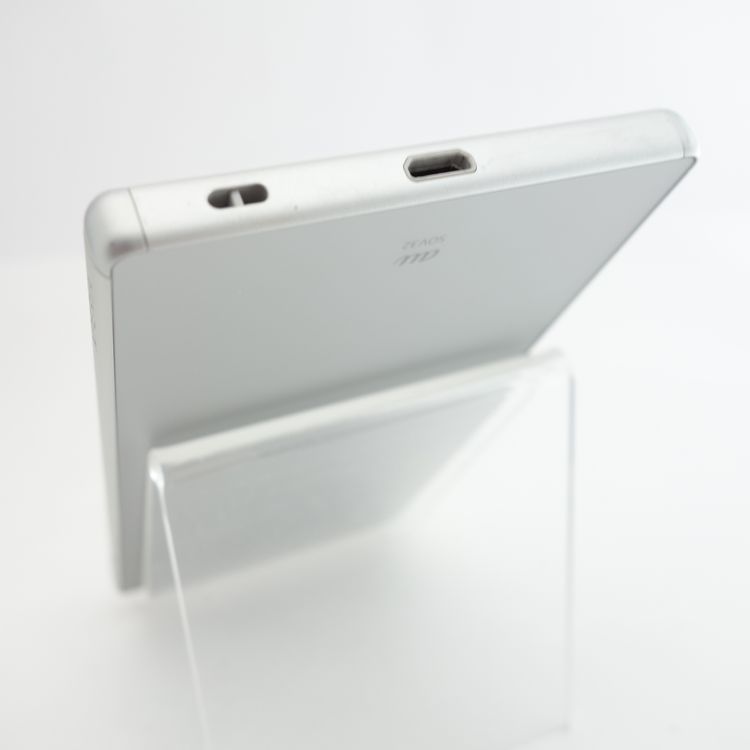 ��SIM�ե꡼��Xperia Z5 SOV32 �ۥ磻�� �������¡� aui��SIM���å������