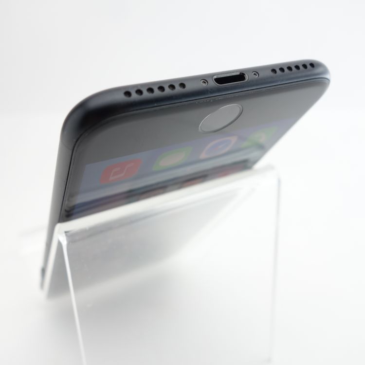 ��SIM�ե꡼��iPhoneSE2 64GB �֥�å� ����92�� �������¡�