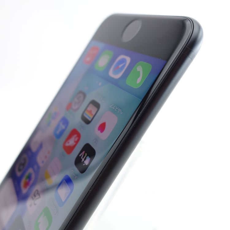 ��SIM�ե꡼��iPhoneSE2 64GB �֥�å� ����90�� �������¡�