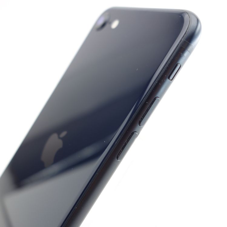 ��SIM�ե꡼��iPhoneSE3 64GB �ߥåɥʥ��� ����83�� �������¡�