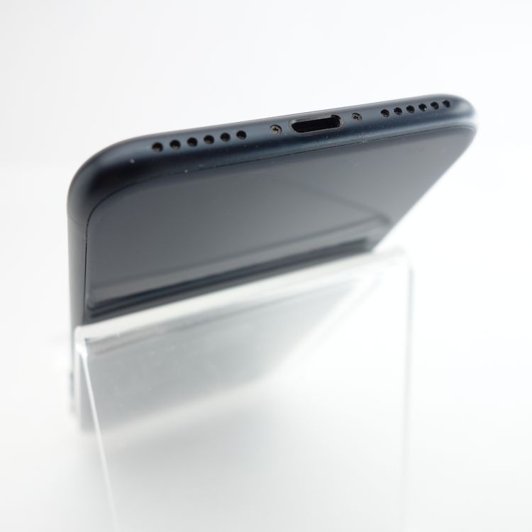 ��SIM�ե꡼��iPhoneSE3 64GB �ߥåɥʥ��� ����87�� �������¡�