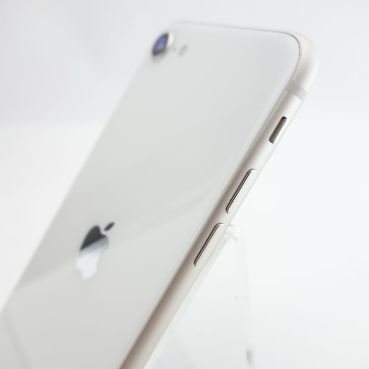 ��SIM�ե꡼��iPhoneSE3 64GB �������饤�� ����96�� �������¡�