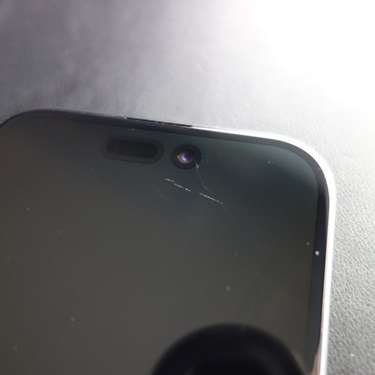 ��SIM�ե꡼��iPhone15 128GB �֥�å� ����90% �������¡�