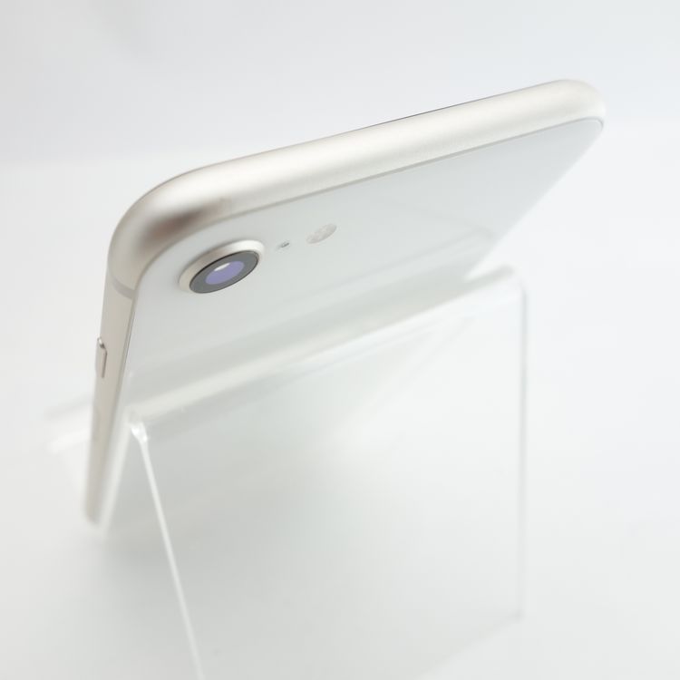 ��SIM�ե꡼��iPhoneSE3 64GB �������饤�� ����100�� �������¡�