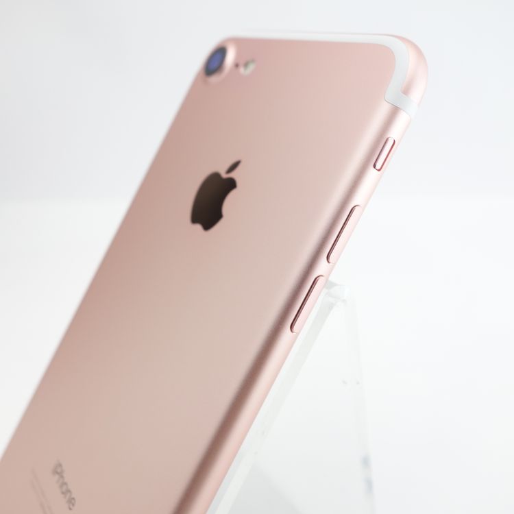 ��SIM�ե꡼��iPhone7 32GB ������������� ����100�� �������¡�