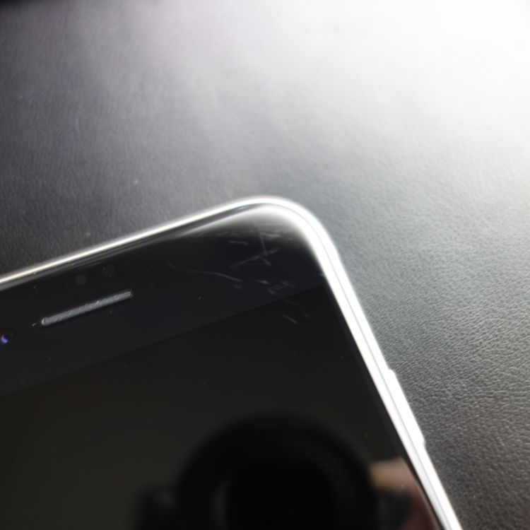 ��SIM�ե꡼��iPhoneSE3 64GB �������饤�� ����96�� �������¡�