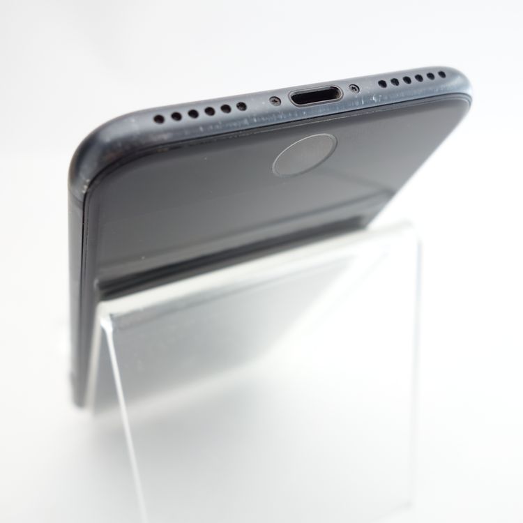��SIM�ե꡼��iPhone8 64GB ���ڡ������쥤 ����100�� �������¡�
