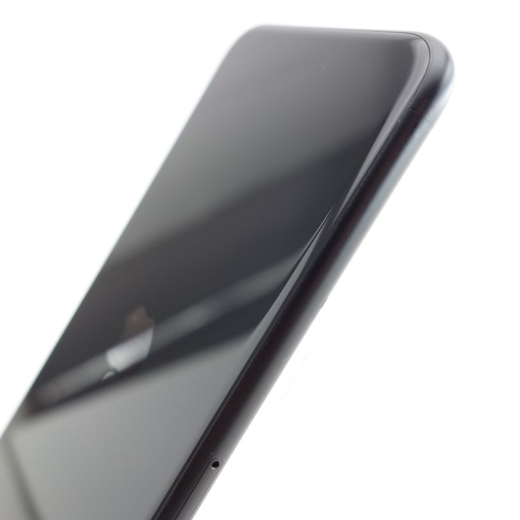��SIM�ե꡼��iPhoneSE3 64GB �ߥåɥʥ��� ����99�� �������¡�