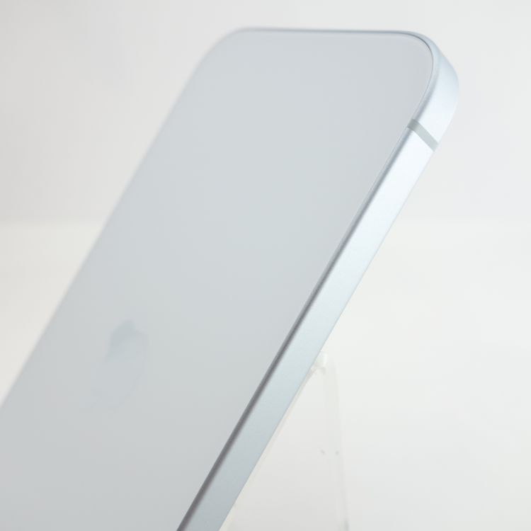 ��SIM�ե꡼��iPhone15 128GB �֥롼 ����90% Apple���ȥ���