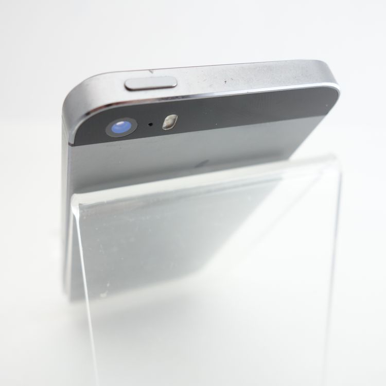 ��docomo��iPhone5S 16GB ���ڡ������쥤 ����100�� �������¡�