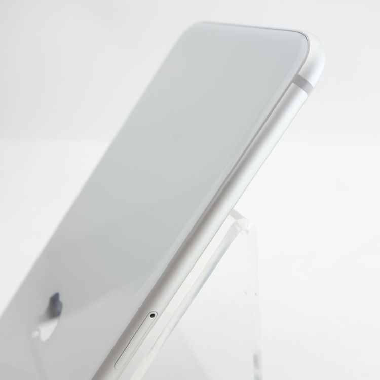 ��SIM�ե꡼��iPhone8 64GB ����С� ����100�� �������¡�