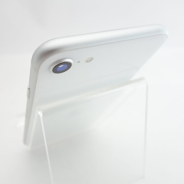 ��SIM�ե꡼��iPhoneSE2 64GB �ۥ磻�� ����91�� �������¡�