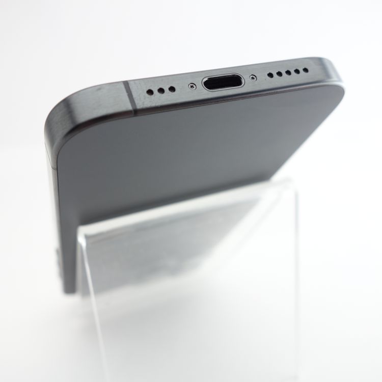 ��SIM�ե꡼��iPhone15 Pro 256GB �֥�å������˥��� ����88�� ���������ݾ�