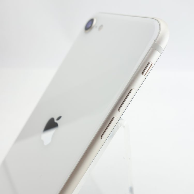 ��SIM�ե꡼��iPhoneSE3 64GB �������饤�� ����94�� �������¡�