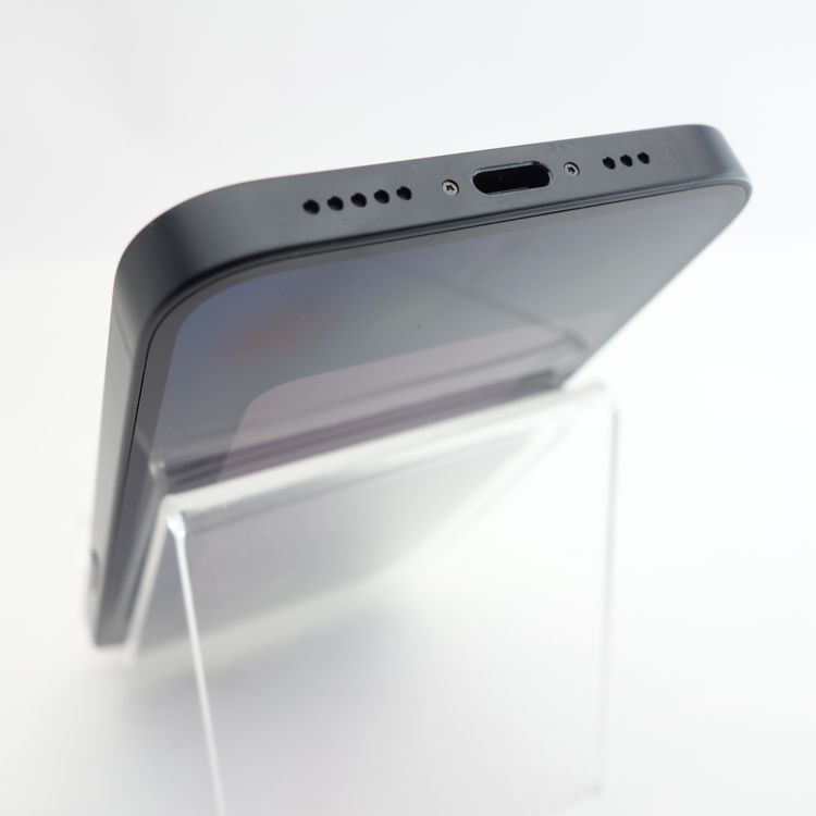 ��SIM�ե꡼��iPhone16e 128GB �֥�å� ����100�� �������¡�