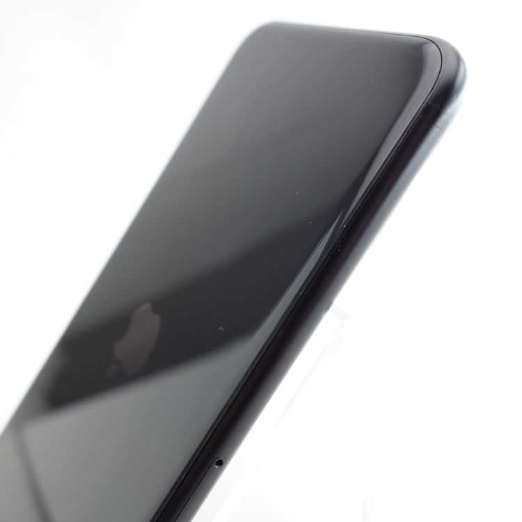 ��SIM�ե꡼��iPhoneSE2 64GB �֥�å� ����92�� �������¡�
