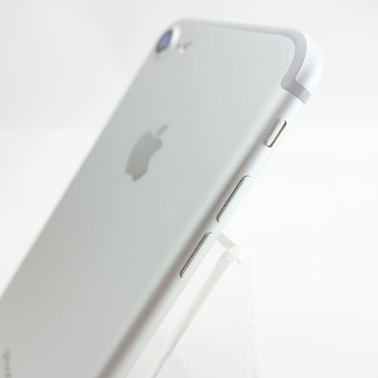 ��SIM�ե꡼��iPhone7 128GB ����С� ����100�� �������¡�