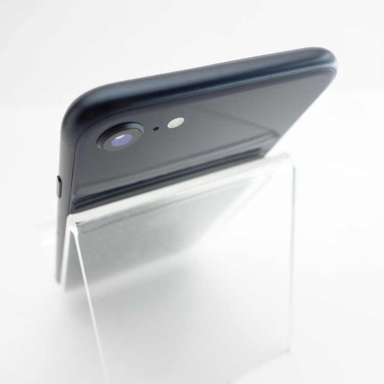 ��SIM�ե꡼��iPhoneSE3 64GB �ߥåɥʥ��� ����99�� �������¡�