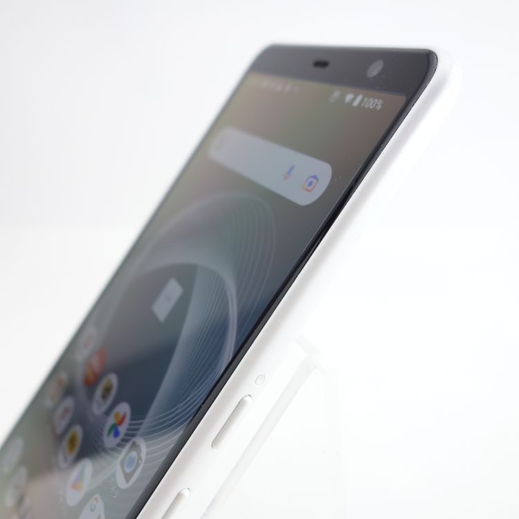 ��SIM�ե꡼��arrows Be4 Plus F-41B �ۥ磻�� �������¡� docomo��