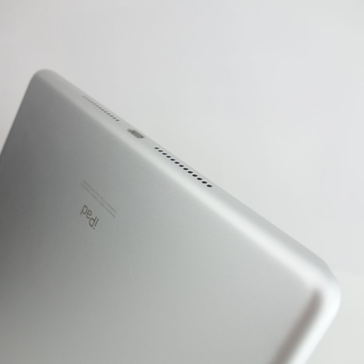 10.2iPad 8 32GB С 93 Wi-Fiǥ