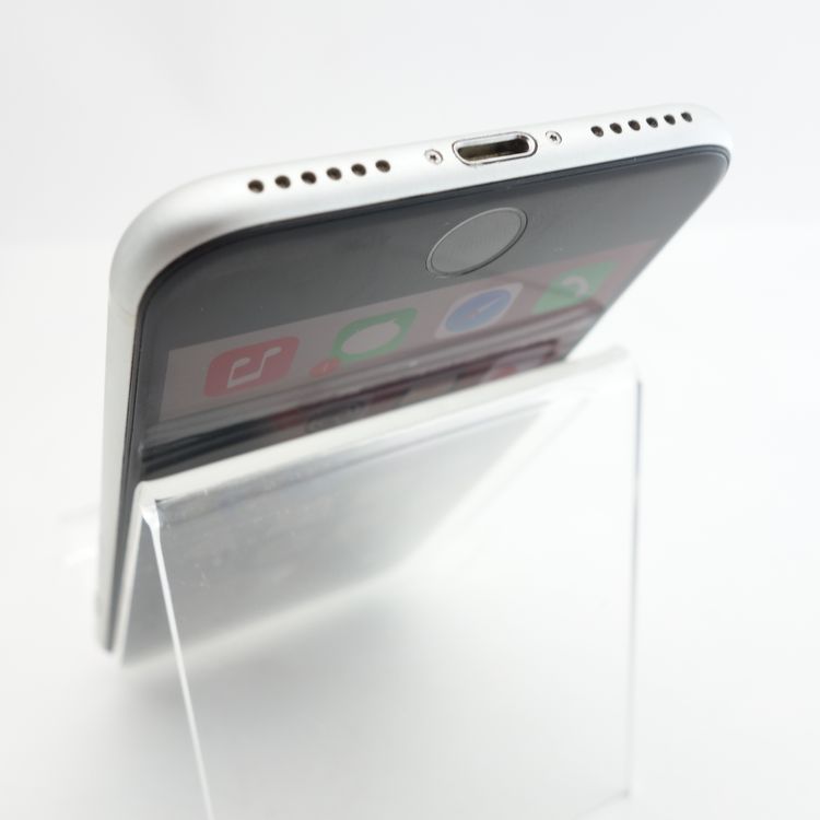��SIM�ե꡼��iPhoneSE2 64GB �ۥ磻�� ����87�� �������¡�