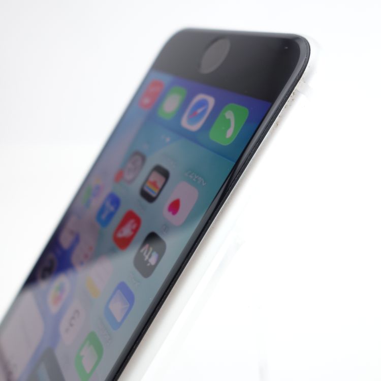 ��SIM�ե꡼��iPhoneSE2 64GB �ۥ磻�� ����84�� �������¡�