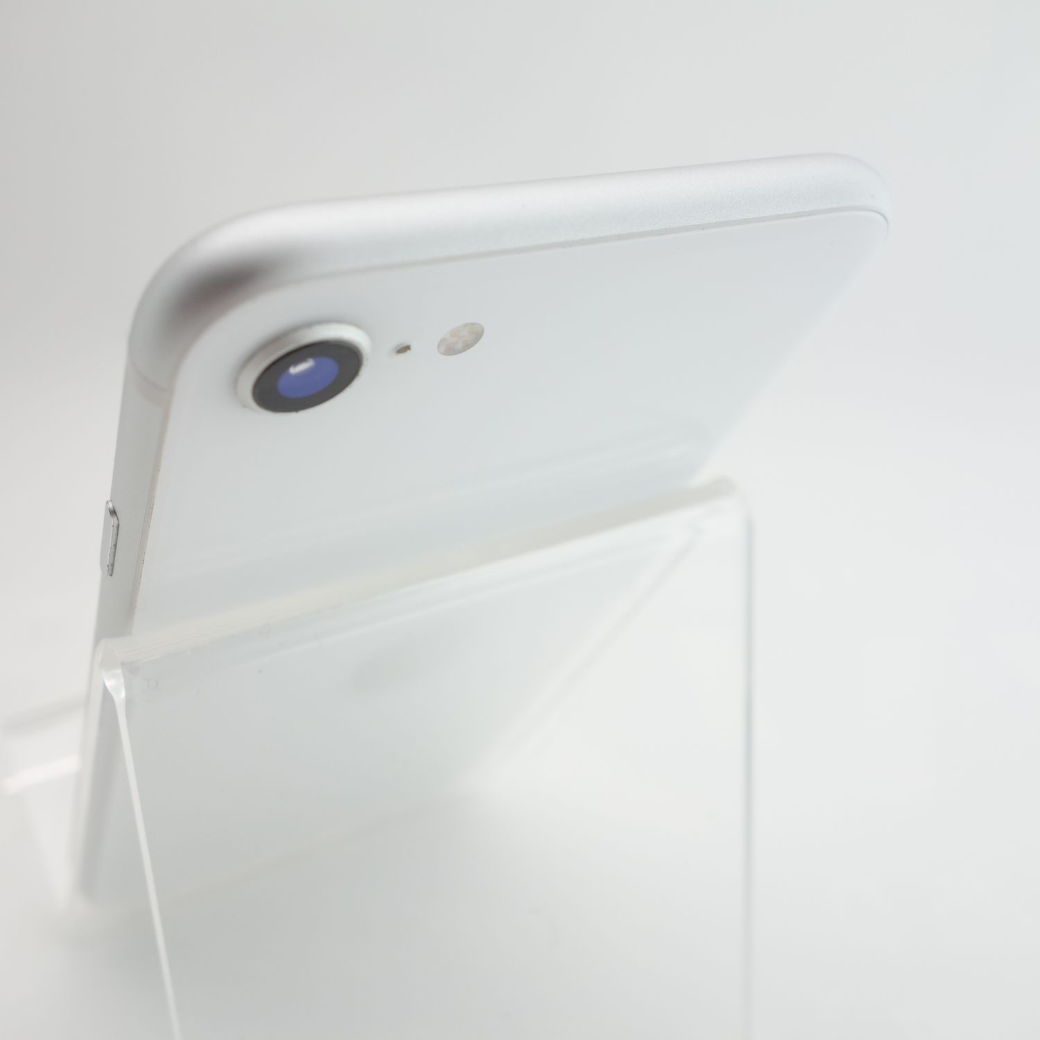 ムスビー｜【SIMフリー】iPhoneSE2 64GB ホワイト 電池84％ Apple 