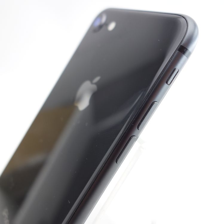 ��SIM�ե꡼��iPhone8 64GB ���ڡ������쥤 ����100�� �������¡�