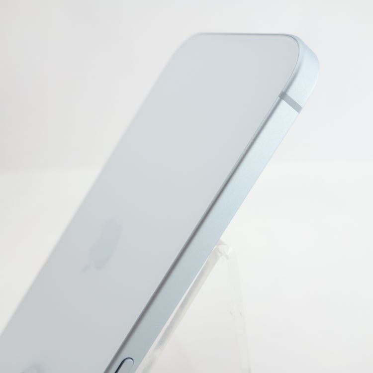 ��SIM�ե꡼��iPhone15 128GB �֥롼 ����92% �������¡�