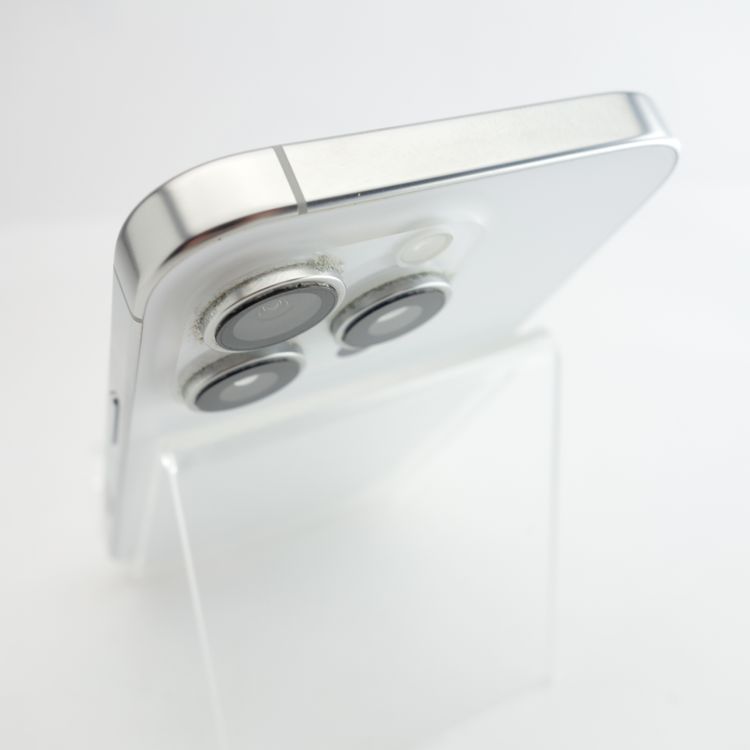 ��SIM�ե꡼��iPhone16 Pro 256GB �ۥ磻�ȥ����˥��� ����90��