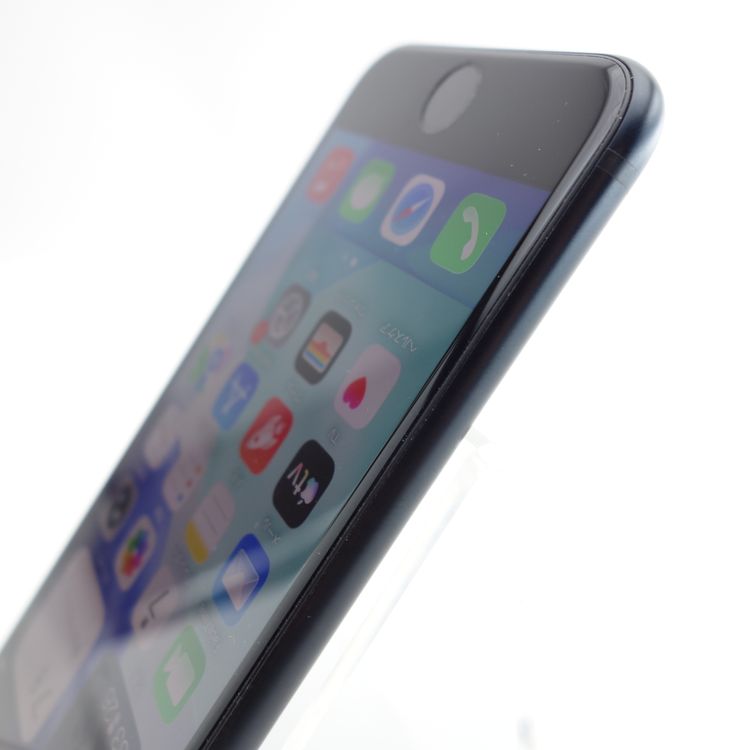 ��SIM�ե꡼��iPhoneSE3 64GB �ߥåɥʥ��� ����84�� �������¡�