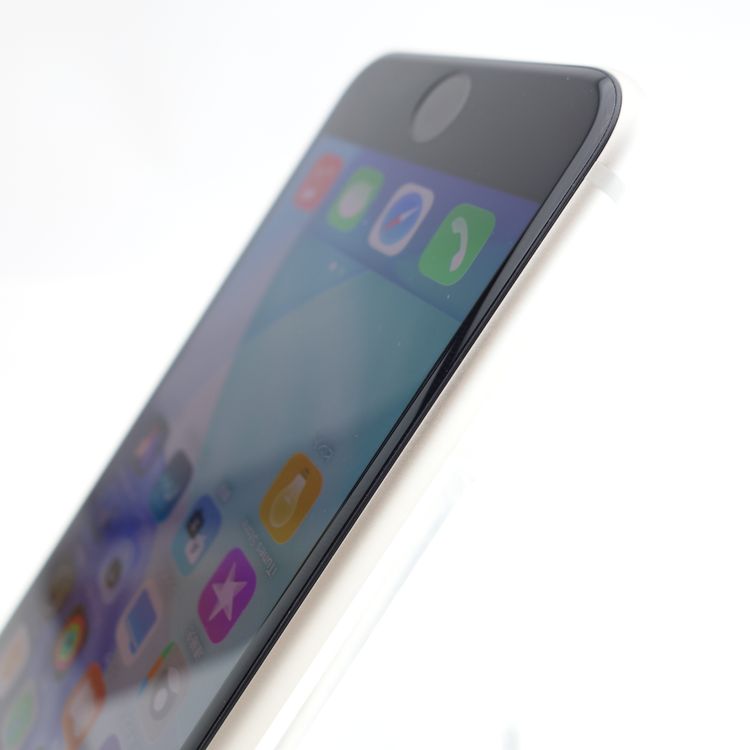 ��SIM�ե꡼��iPhoneSE3 64GB �������饤�� ����86�� �������¡�