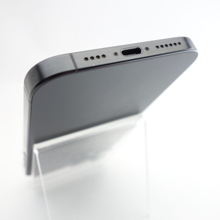 ��SIM�ե꡼��iPhone16 Pro Max 256GB �֥�å������˥��� ����88��