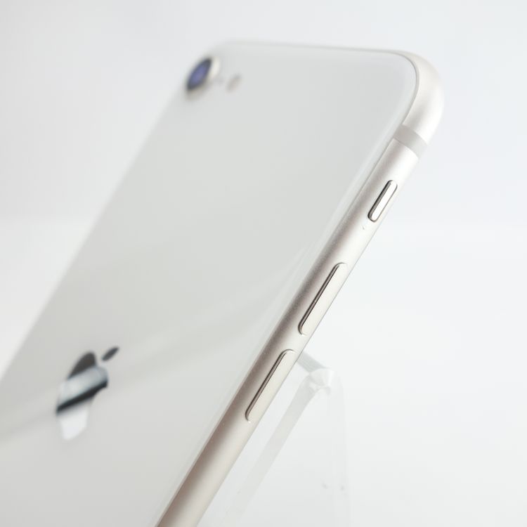 ��SIM�ե꡼��iPhoneSE3 64GB �������饤�� ����86�� �������¡�